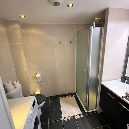 2 Pieces Proche Monaco - Parking Prive Menton