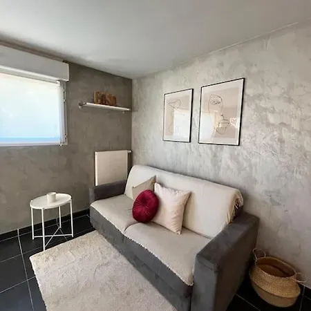 2 Pieces Proche Monaco - Parking Prive Apartamento Menton