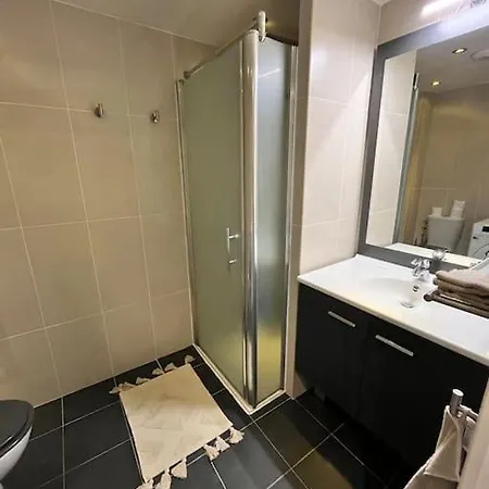 Appartement 2 Pièces Proche Monaco - Parking Privé Menton