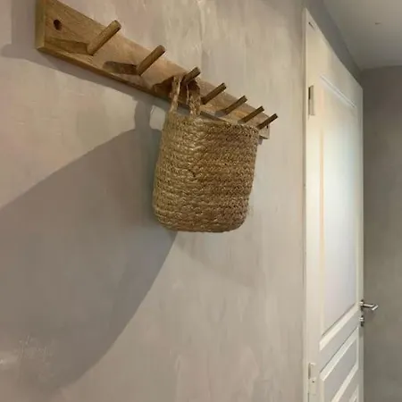 2 Pièces Proche Monaco - Parking Privé Menton