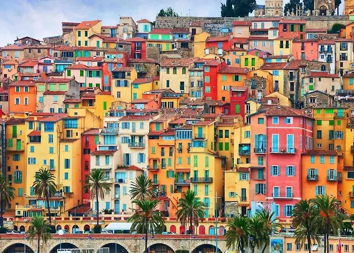 2 Pieces Proche Monaco - Parking Prive